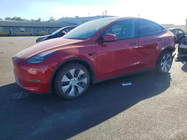 7SAYGDEEXPF607743 2023 TESLA MODEL Y - Image 1