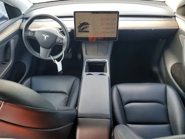 7SAYGDEEXPF611307 2023 TESLA MODEL Y - Image 8