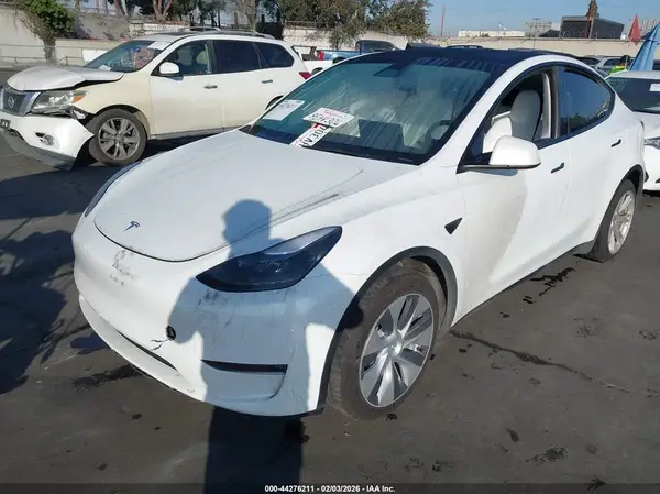 7SAYGDEEXPF624848 2023 TESLA MODEL Y - Image 2