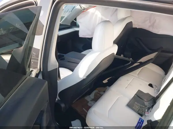 7SAYGDEEXPF624848 2023 TESLA MODEL Y - Image 8