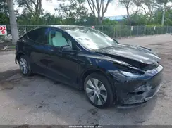 7SAYGDEEXPF630116 2023 TESLA MODEL Y