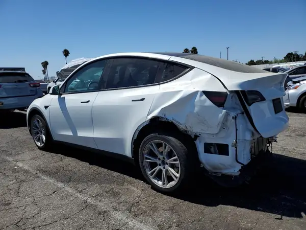 7SAYGDEEXPF633310 2023 TESLA MODEL Y - Image 2