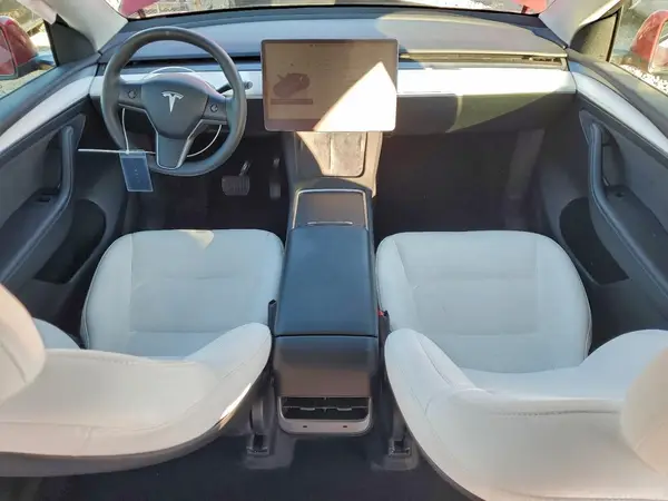7SAYGDEEXPF636756 2023 TESLA MODEL Y - Image 8