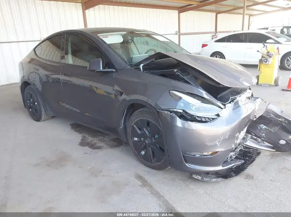7SAYGDEEXPF637180 2023 TESLA MODEL Y - Image 1