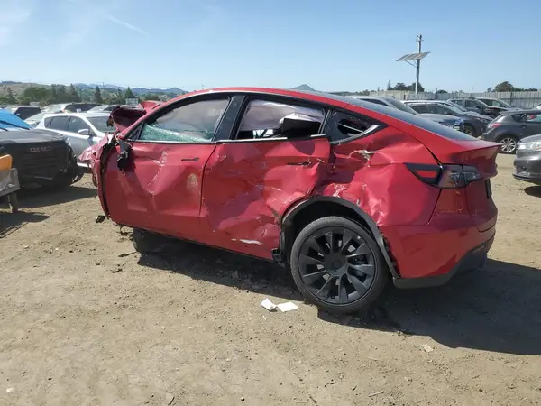7SAYGDEEXPF648597 2023 TESLA MODEL Y - Image 2