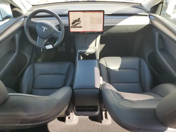 7SAYGDEEXPF660359 2023 TESLA MODEL Y - Image 8