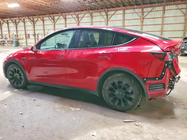 7SAYGDEEXPF664007 2023 TESLA MODEL Y - Image 2