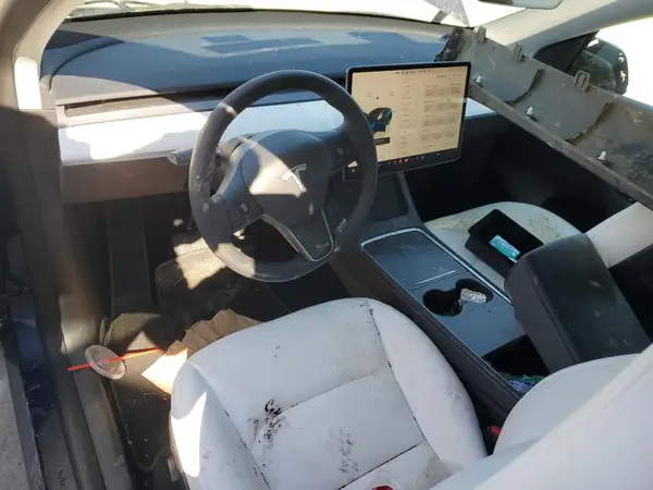 7SAYGDEEXPF675265 2023 TESLA MODEL Y - Image 8