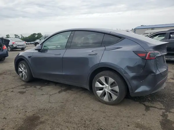 7SAYGDEEXPF682863 2023 TESLA MODEL Y - Image 2
