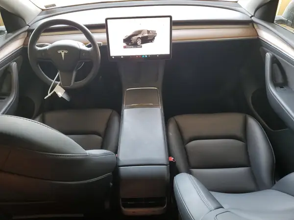 7SAYGDEEXPF683978 2023 TESLA MODEL Y - Image 8