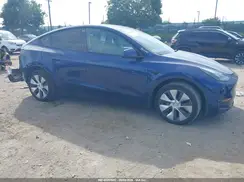 7SAYGDEEXPF702271 2023 TESLA MODEL Y