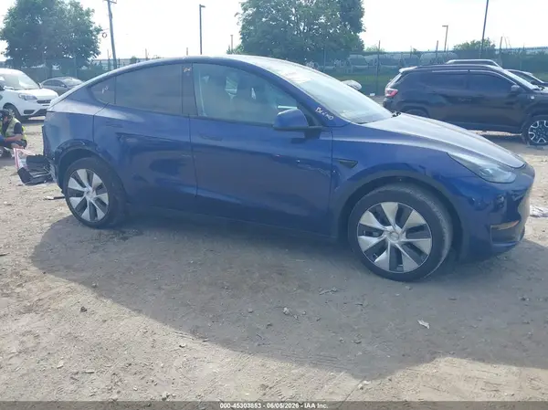 7SAYGDEEXPF702271 2023 TESLA MODEL Y - Image 1