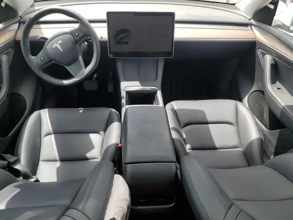 7SAYGDEEXPF745993 2023 TESLA MODEL Y - Image 8
