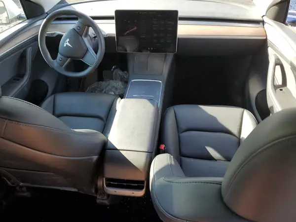 7SAYGDEEXPF758792 2023 TESLA MODEL Y - Image 8