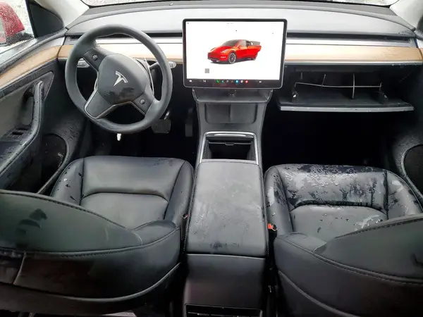 7SAYGDEEXPF762633 2023 TESLA MODEL Y - Image 8