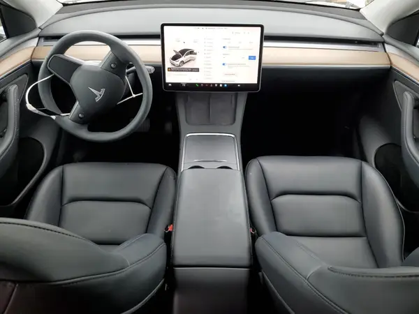 7SAYGDEEXPF781926 2023 TESLA MODEL Y - Image 8