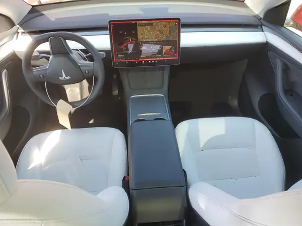 7SAYGDEEXPF782414 2023 TESLA MODEL Y - Image 8