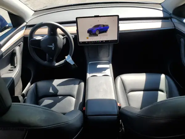 7SAYGDEEXPF789878 2023 TESLA MODEL Y - Image 8