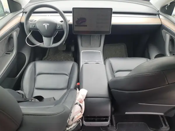 7SAYGDEEXPF800118 2023 TESLA MODEL Y - Image 8
