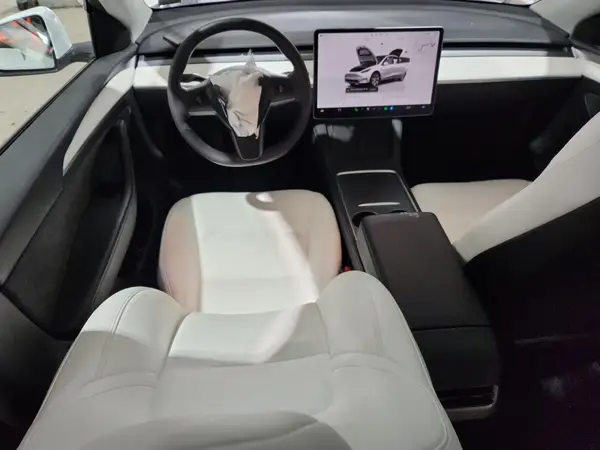 7SAYGDEEXPF801480 2023 TESLA MODEL Y - Image 8
