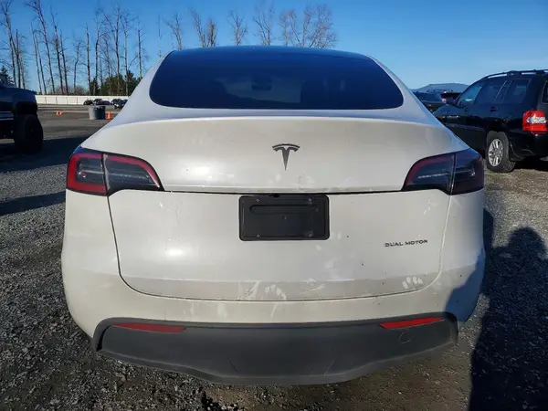 2023 TESLA MODEL Y auction photo 6
