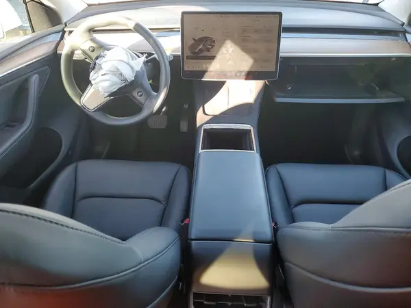 7SAYGDEEXPF802080 2023 TESLA MODEL Y - Image 8