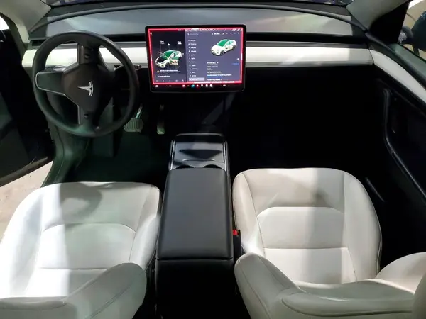 7SAYGDEEXPF809384 2023 TESLA MODEL Y - Image 8
