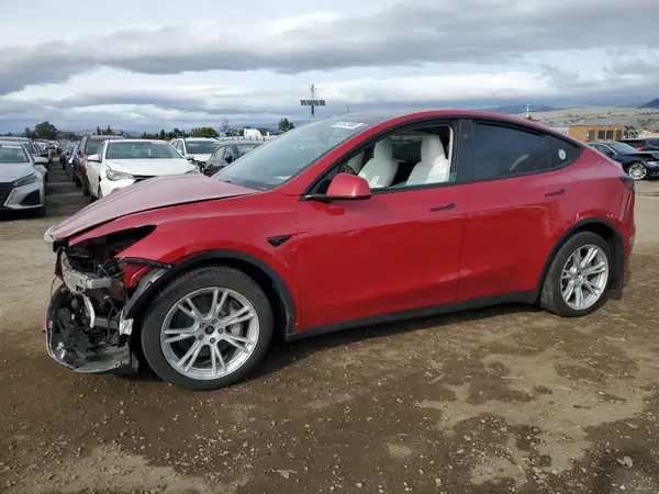 7SAYGDEEXPF823186 2023 TESLA MODEL Y - Image 1