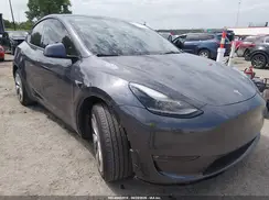 7SAYGDEEXPF833930 2023 TESLA MODEL Y