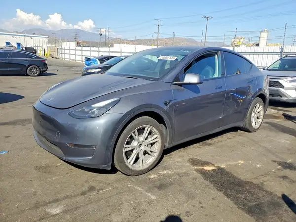 7SAYGDEEXPF836116 2023 TESLA MODEL Y - Image 1