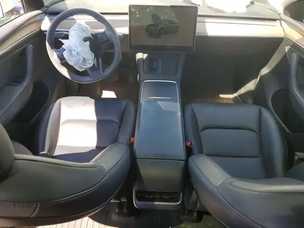 7SAYGDEEXPF842501 2023 TESLA MODEL Y - Image 8