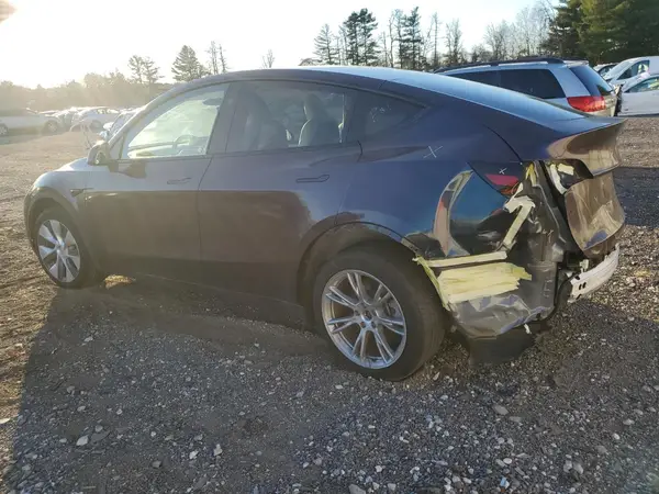7SAYGDEEXPF846936 2023 TESLA MODEL Y - Image 2