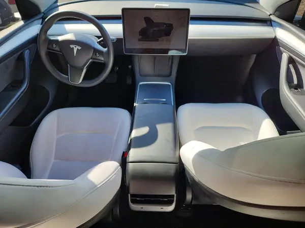 7SAYGDEEXPF852963 2023 TESLA MODEL Y - Image 8