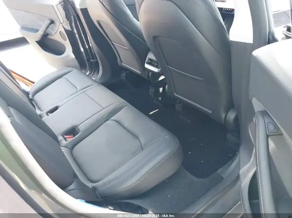 7SAYGDEEXPF853398 2023 TESLA MODEL Y - Image 8