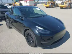 7SAYGDEEXPF855734 2023 TESLA MODEL Y