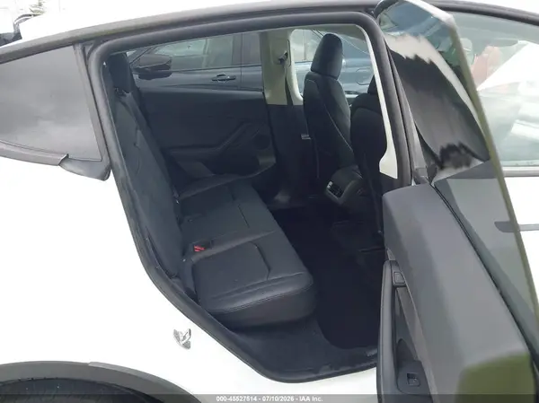 7SAYGDEEXPF858343 2023 TESLA MODEL Y - Image 8