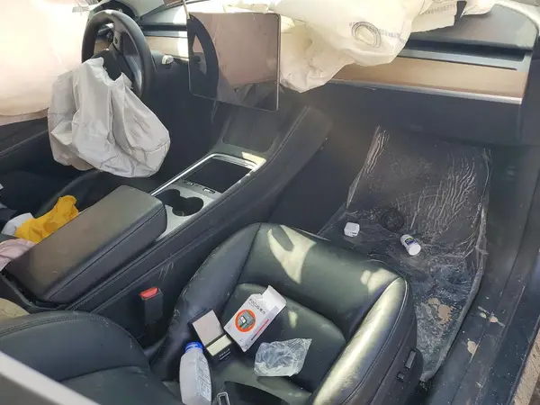 7SAYGDEEXPF862389 2023 TESLA MODEL Y - Image 8