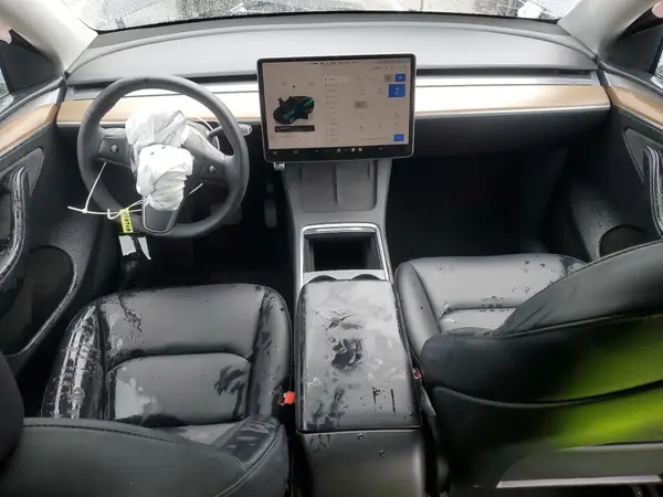 7SAYGDEEXPF876888 2023 TESLA MODEL Y - Image 8