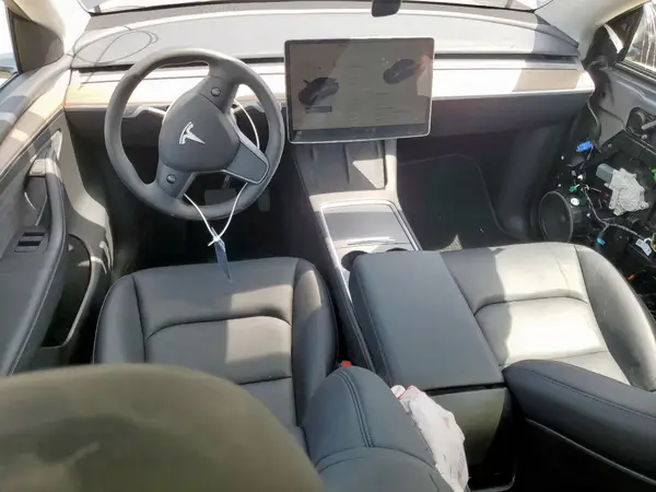 7SAYGDEEXPF877507 2023 TESLA MODEL Y - Image 8