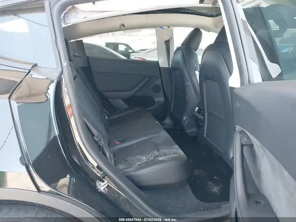 7SAYGDEEXPF883291 2023 TESLA MODEL Y - Image 8