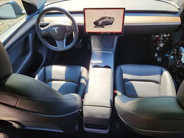7SAYGDEEXPF885218 2023 TESLA MODEL Y - Image 8
