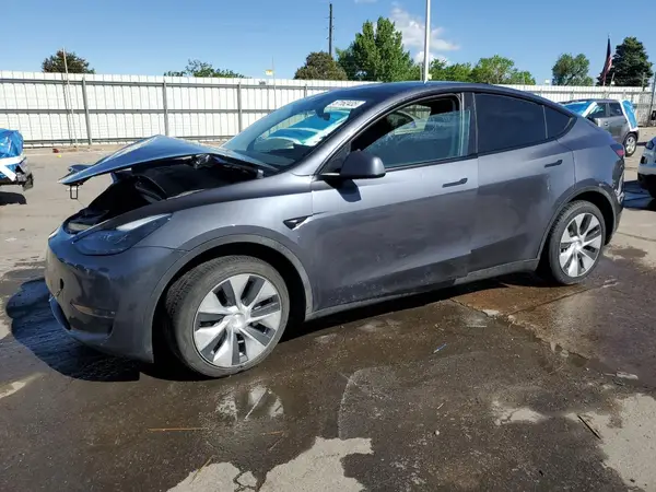 7SAYGDEEXPF886210 2023 TESLA MODEL Y - Image 1