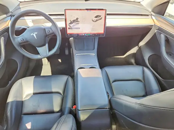 7SAYGDEEXPF887034 2023 TESLA MODEL Y - Image 8