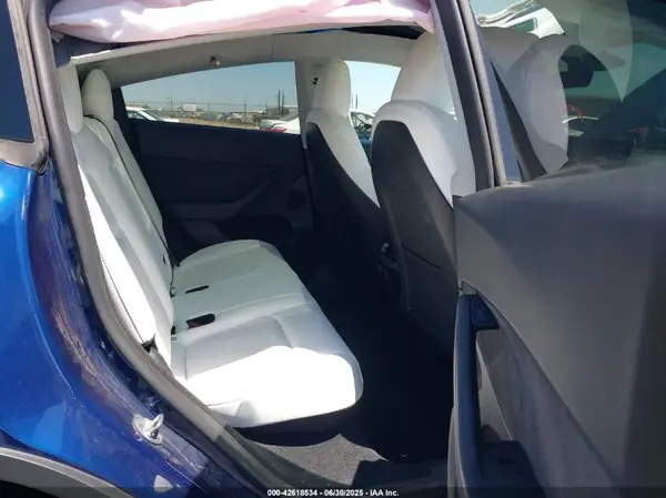 7SAYGDEEXPF892427 2023 TESLA MODEL Y - Image 8