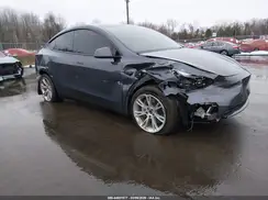 7SAYGDEEXPF911378 2023 TESLA MODEL Y