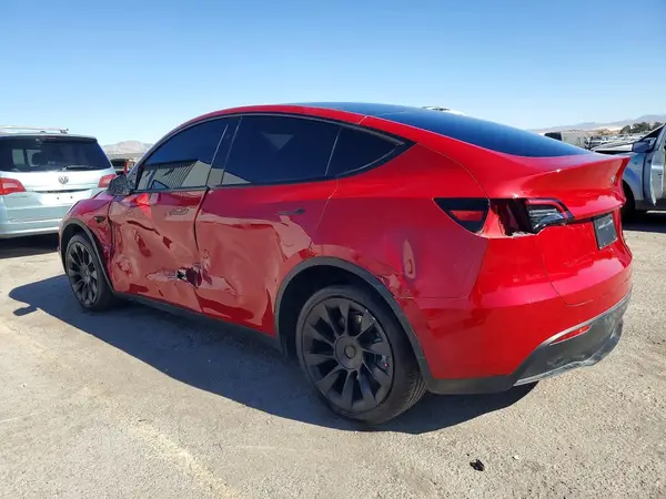 7SAYGDEEXPF912093 2023 TESLA MODEL Y - Image 2