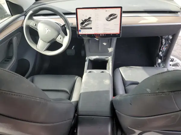 7SAYGDEEXPF924213 2023 TESLA MODEL Y - Image 8
