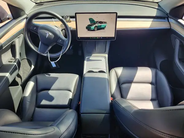 7SAYGDEEXPF928052 2023 TESLA MODEL Y - Image 8
