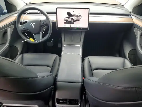 7SAYGDEEXPF944445 2023 TESLA MODEL Y - Image 8