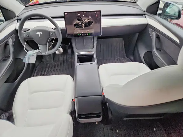 7SAYGDEEXPF947295 2023 TESLA MODEL Y - Image 8
